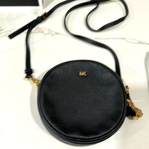 Michael Kors Round Crossbody Bag - Black